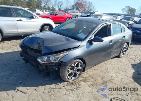 2020 Kia Forte Lxs z USA, uszkodzony, nr VIN 3KPF24AD2LE165587